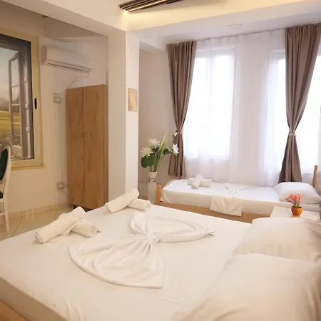 Golden Sleep Hostel Shkoder