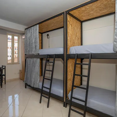 Hostel Golden Sleep Shkoder