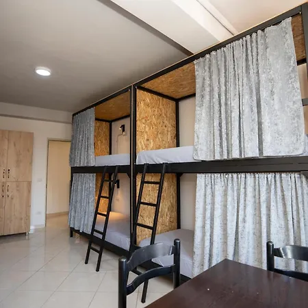 Golden Sleep Hostel Shkoder