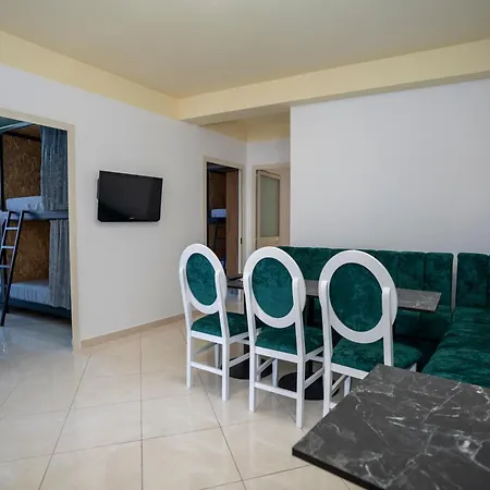 Hostel Golden Sleep