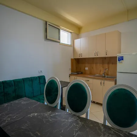 Hostel Golden Sleep Shkoder